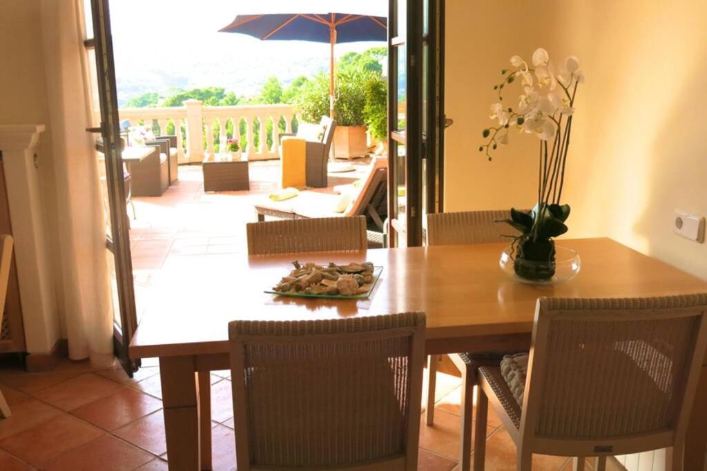 Apartamento En El Puerto De Soller Con Gran Terraza Privada Y Vistas Al Mar. Piscina Comunitaria. Localizado En Un Zona Tranquila Y Muy Soleada. Wifi Gratis Disponible. Parking. Extérieur photo