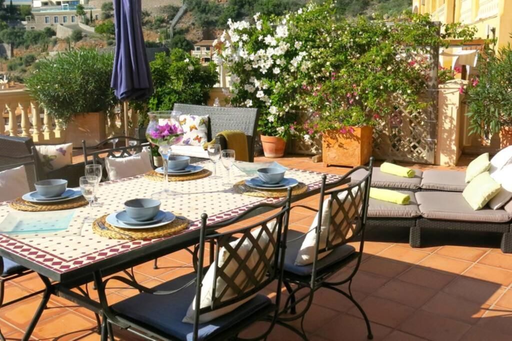 Apartamento En El Puerto De Soller Con Gran Terraza Privada Y Vistas Al Mar. Piscina Comunitaria. Localizado En Un Zona Tranquila Y Muy Soleada. Wifi Gratis Disponible. Parking. Extérieur photo